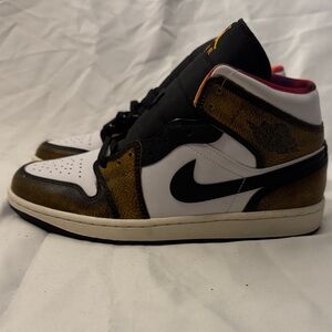 Mens Air Jordan 1 mid